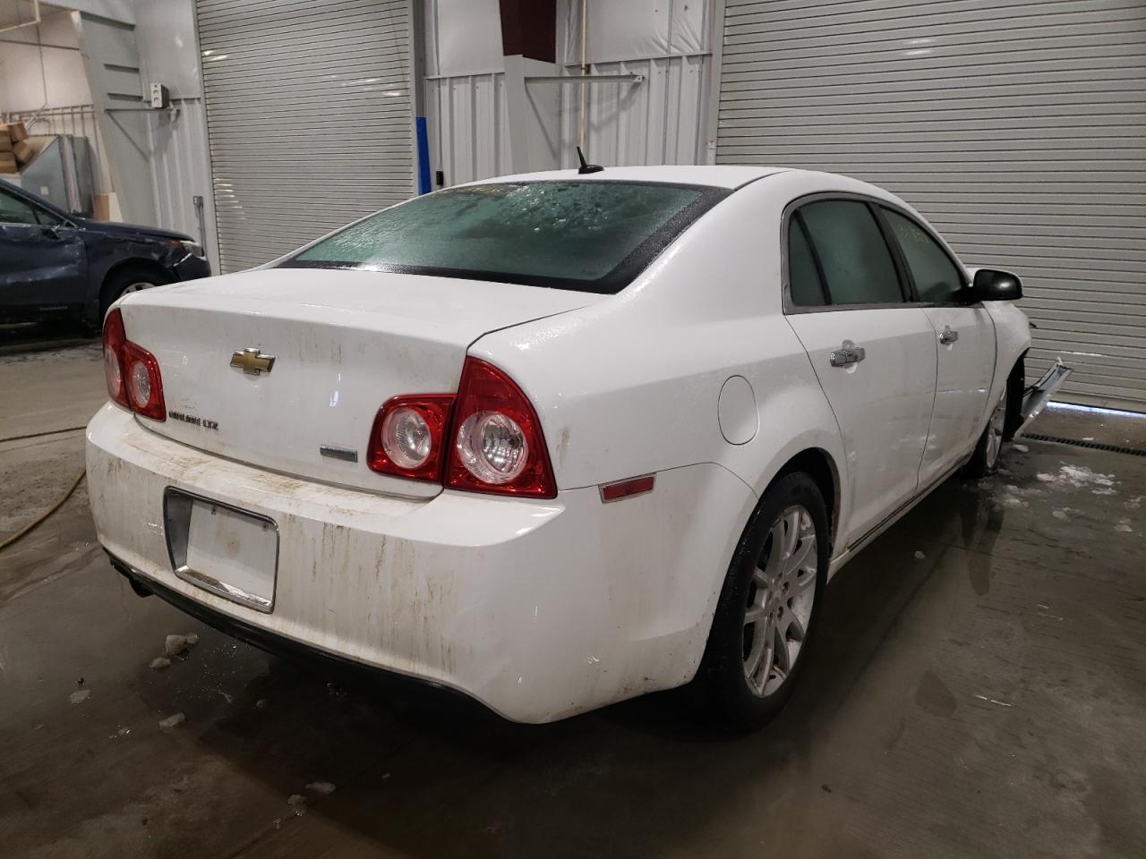 Photo 4 from auction – 2010 CHEVROLET MALIBU LTZ with VIN 1G1ZE5E07AF230141