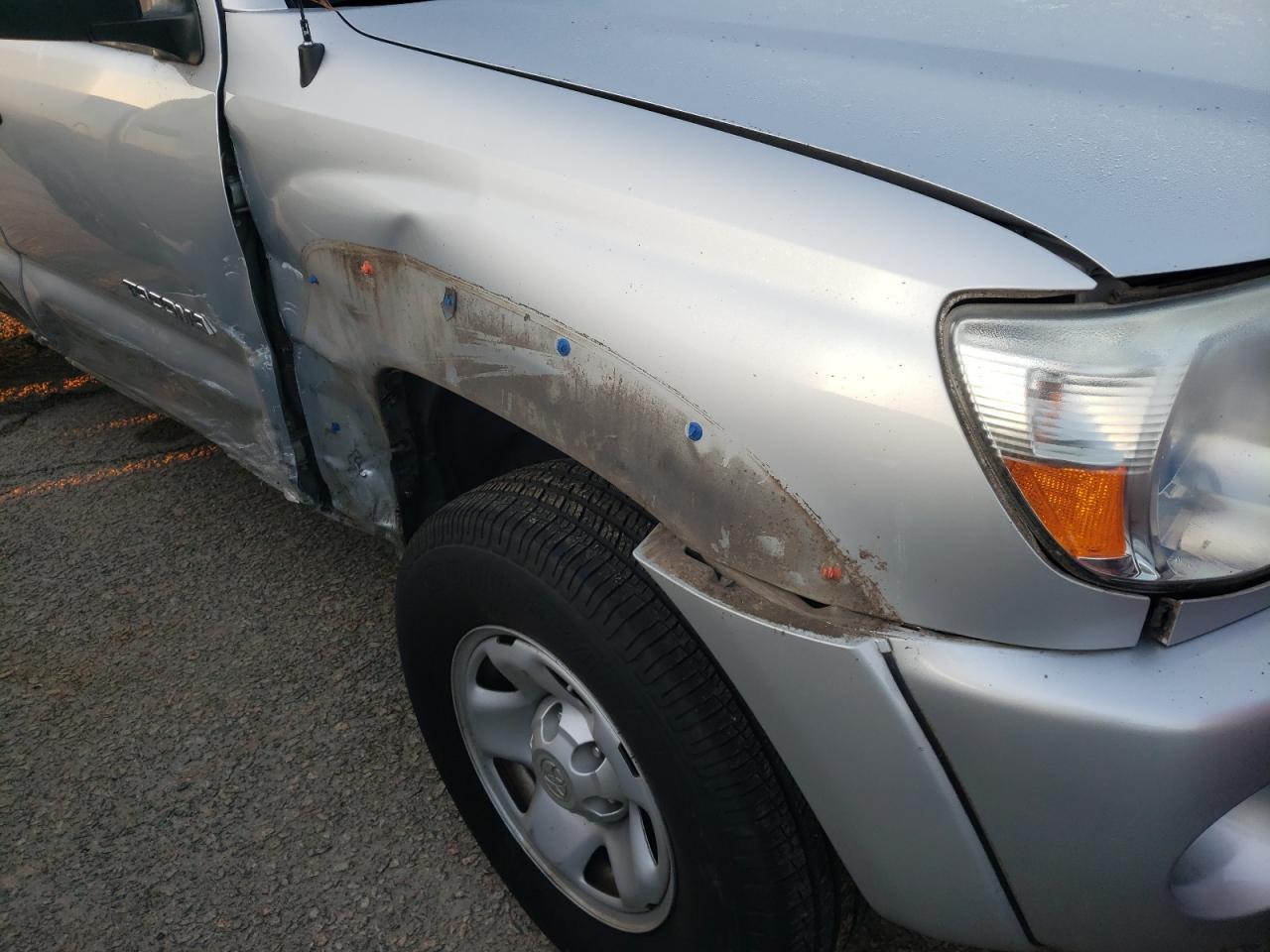 Photo 9 from auction – 2011 TOYOTA TACOMA PRE with VIN 5TFTU4GN2BX008363