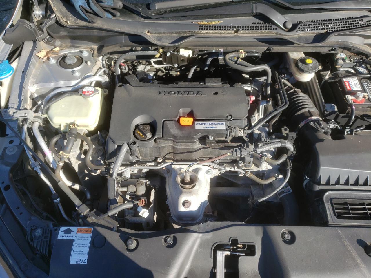 Photo 7 from auction – 2017 HONDA CIVIC EX with VIN 19XFC2F74HE201145