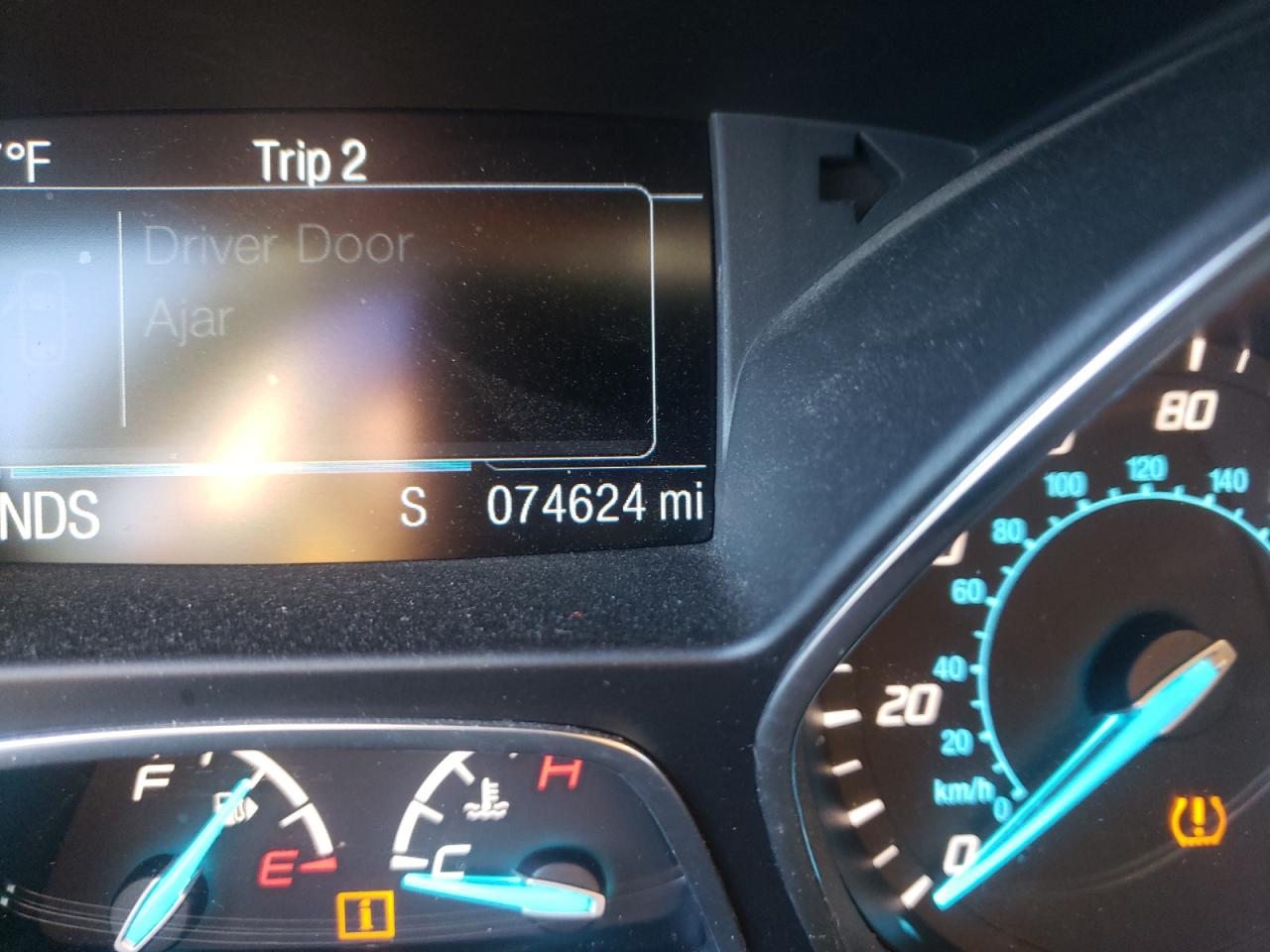 Photo 8 from auction – 2016 FORD ESCAPE S with VIN 1FMCU0F73GUA76770