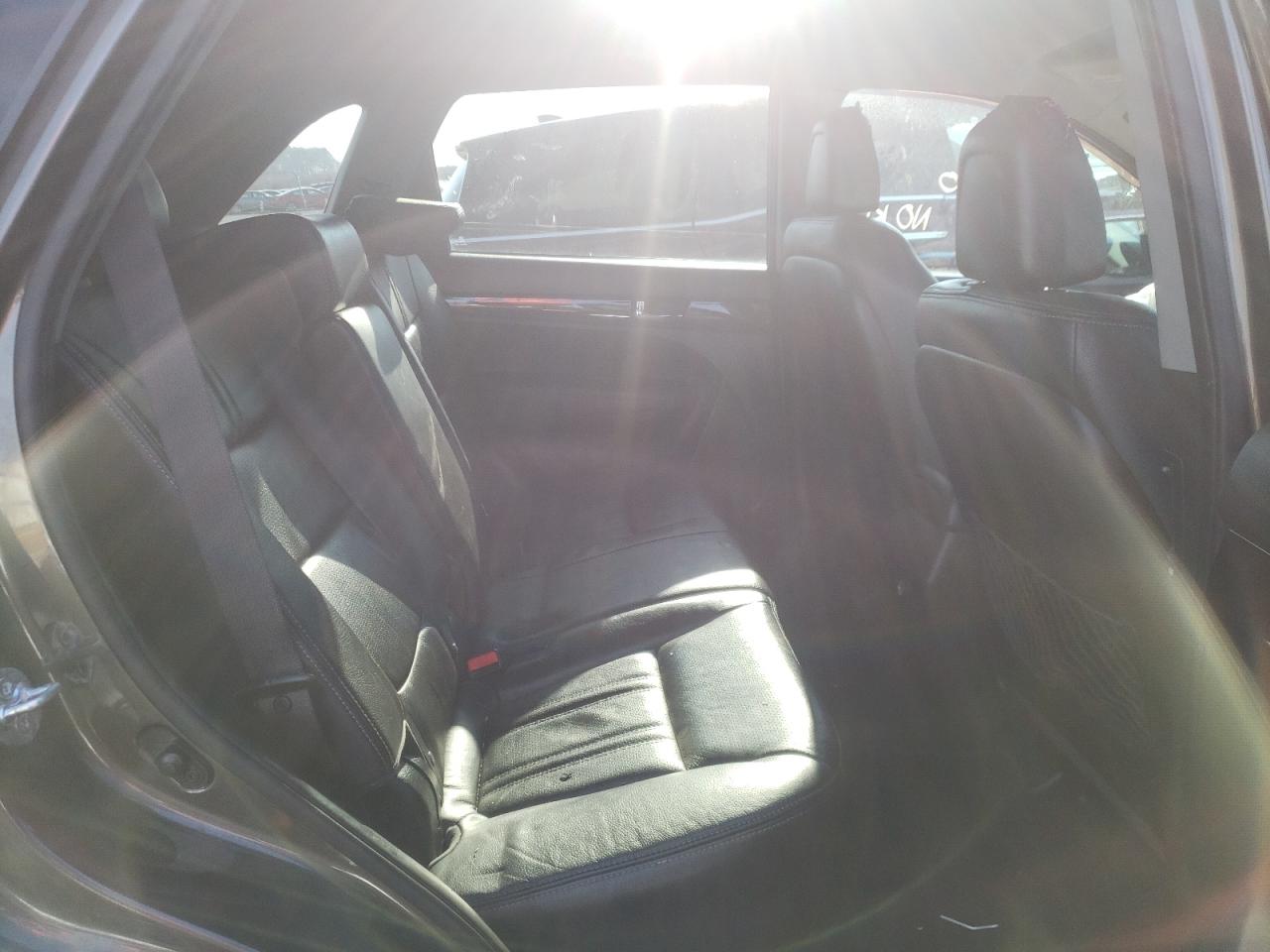 Photo 6 from auction – 2013 KIA SORENTO EX with VIN 5XYKU3A22DG325392
