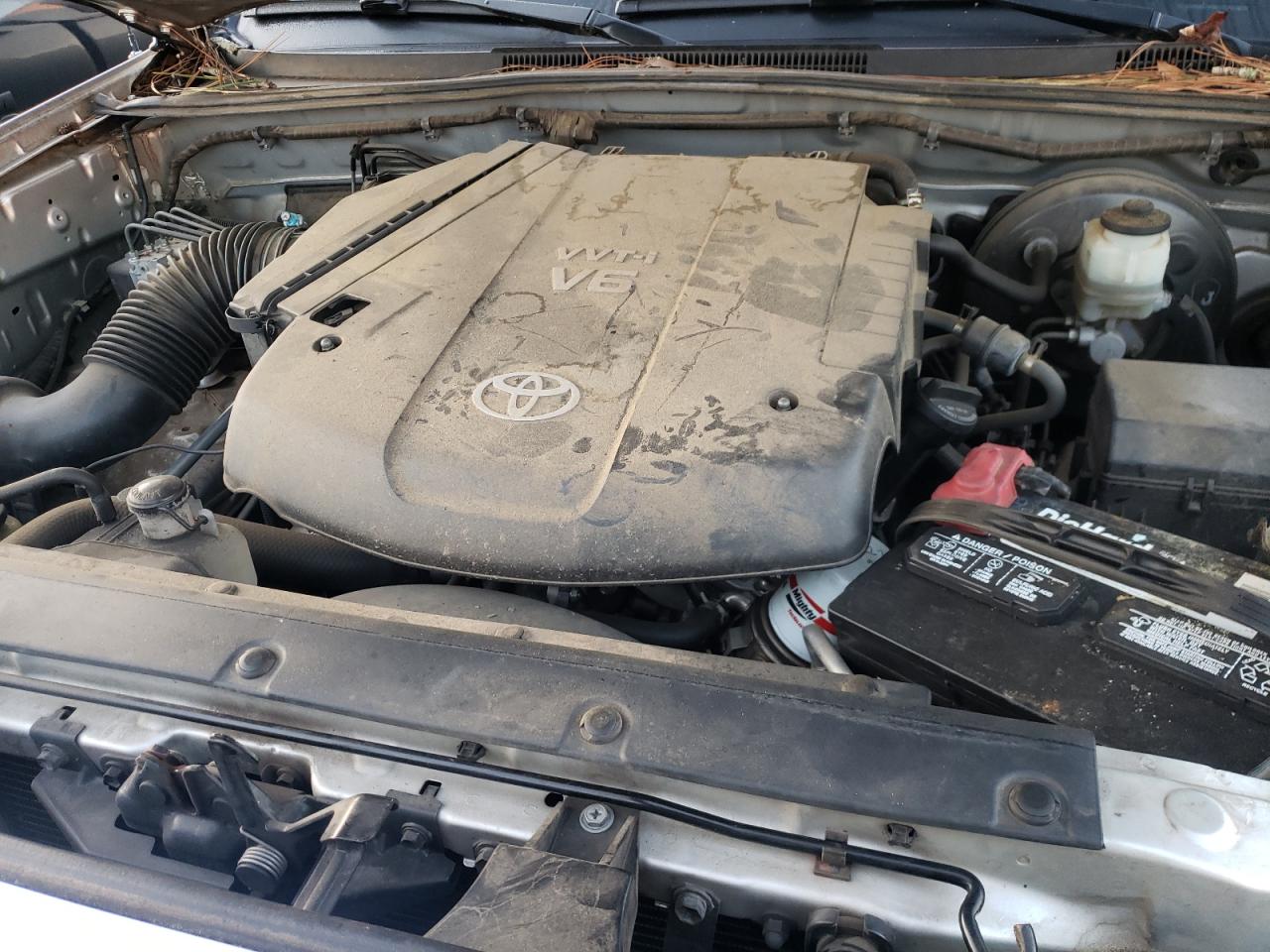 Photo 7 from auction – 2011 TOYOTA TACOMA PRE with VIN 5TFTU4GN2BX008363