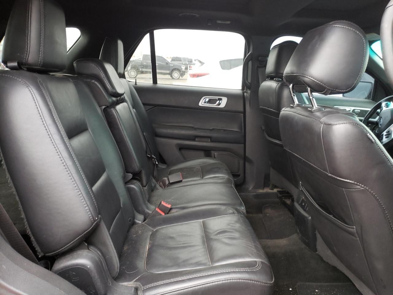 Photo 6 from auction – 2014 FORD EXPLORER L with VIN 1FM5K7F88EGB64032