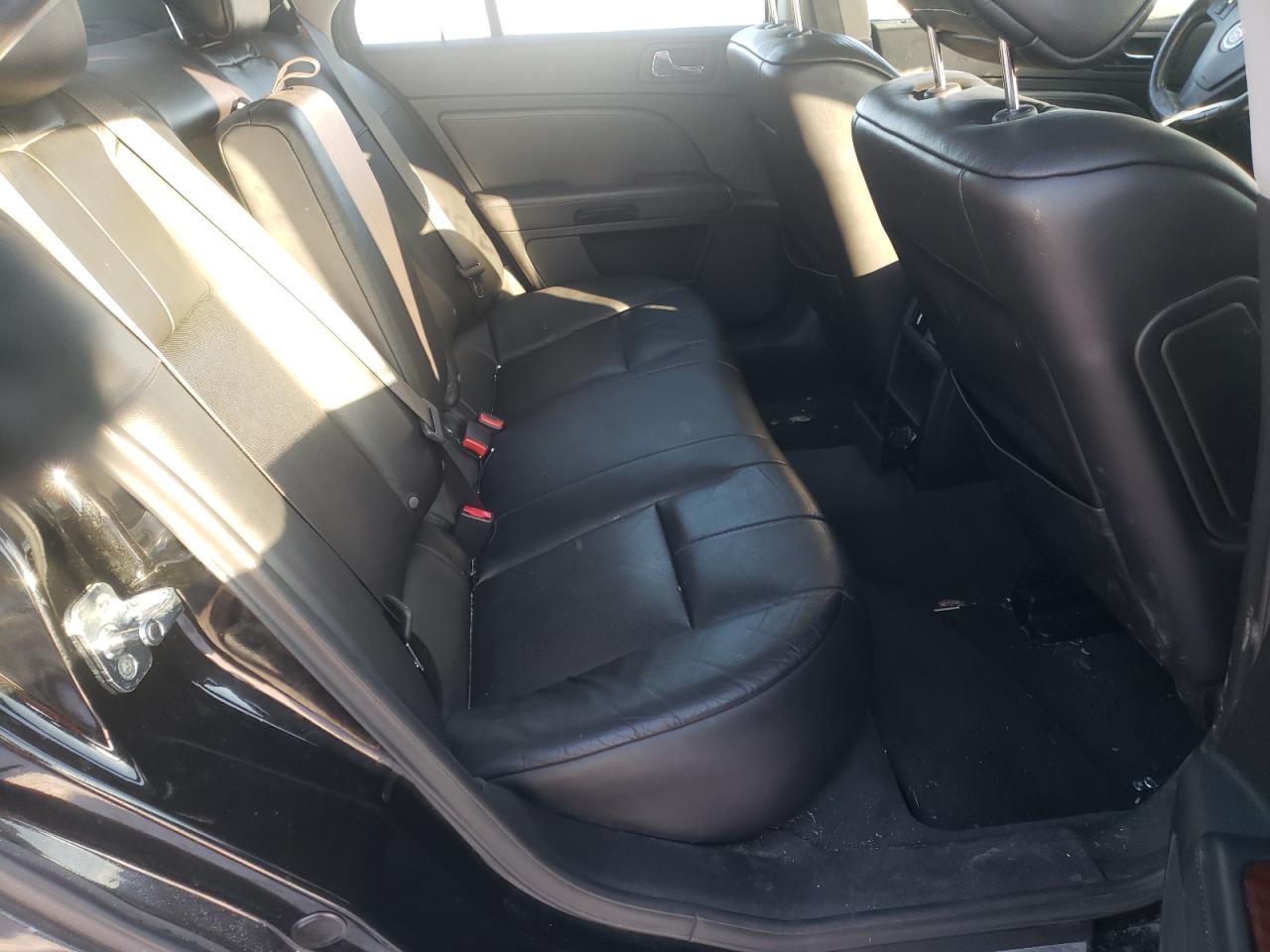 Photo 6 from auction – 2007 CADILLAC STS with VIN 1G6DC67A070196822