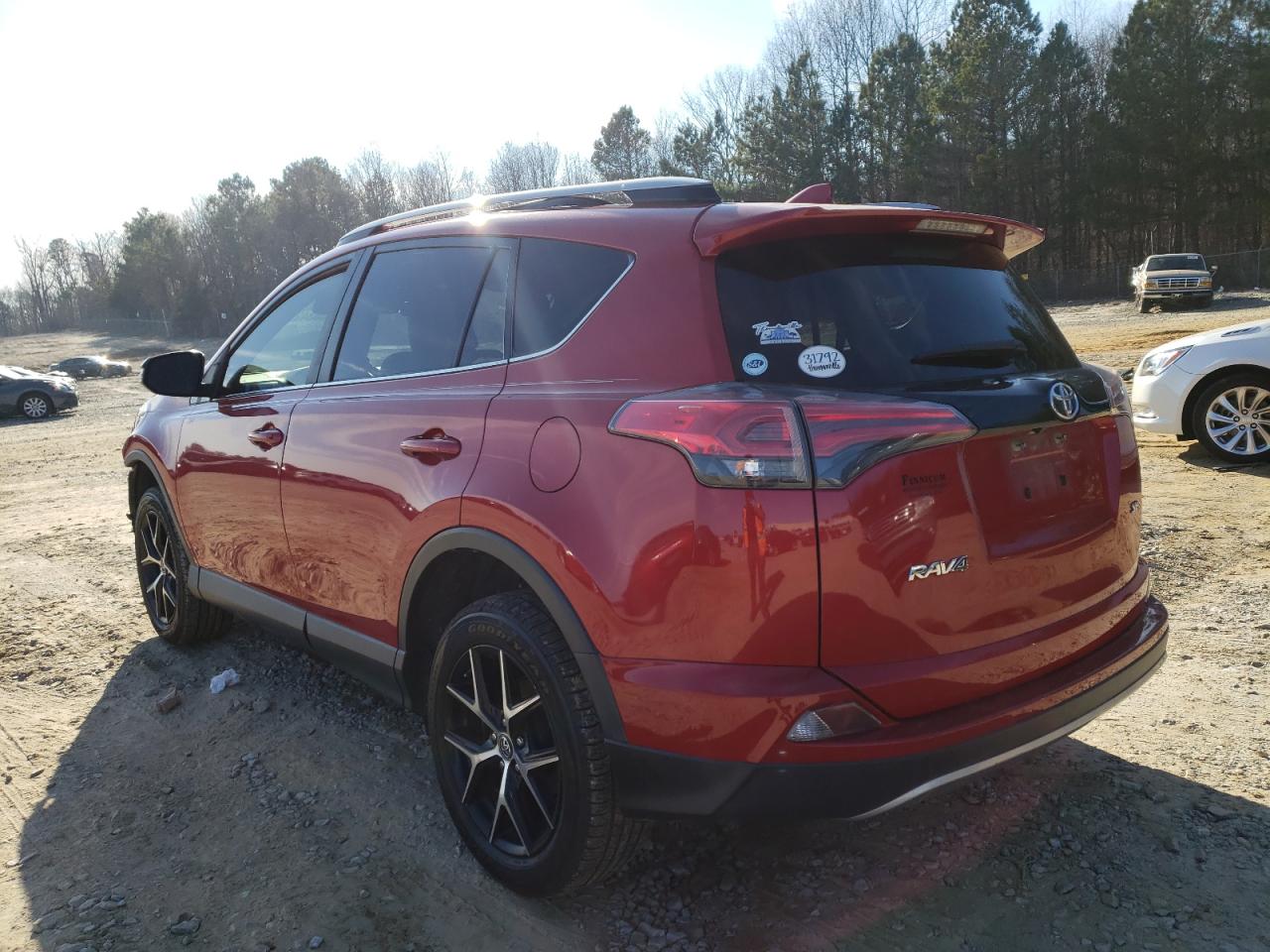 Photo 3 from auction – 2017 TOYOTA RAV4 SE with VIN JTMNFREV7HJ122244