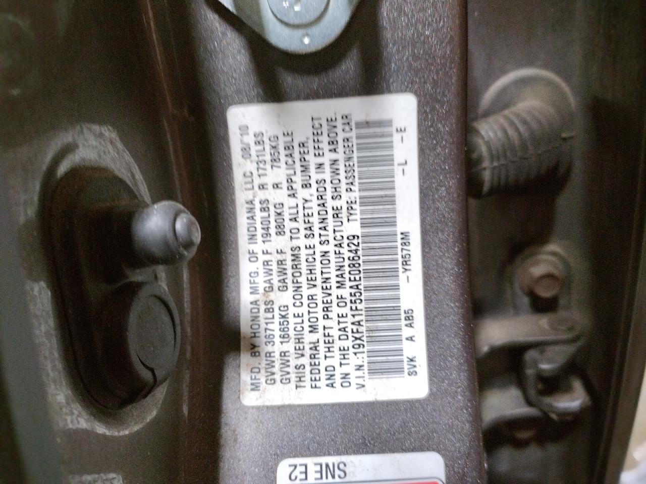 Photo 10 from auction – 2010 HONDA CIVIC LX with VIN 19XFA1F55AE086429