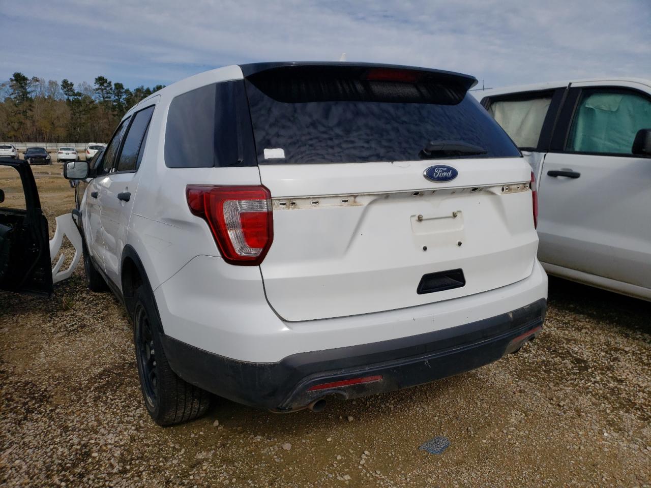 Photo 3 from auction – 2016 FORD EXPLORER P with VIN 1FM5K8AR3GGC67528
