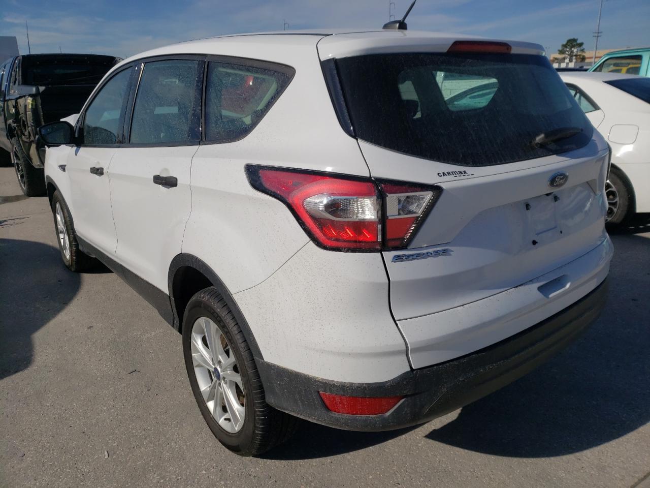 Photo 3 from auction – 2017 FORD ESCAPE S with VIN 1FMCU0F70HUE56828