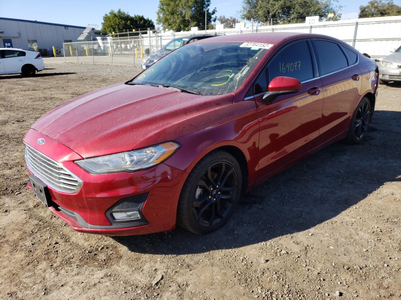 Photo 2 from auction – 2019 FORD FUSION SE with VIN 3FA6P0HD7KR232472