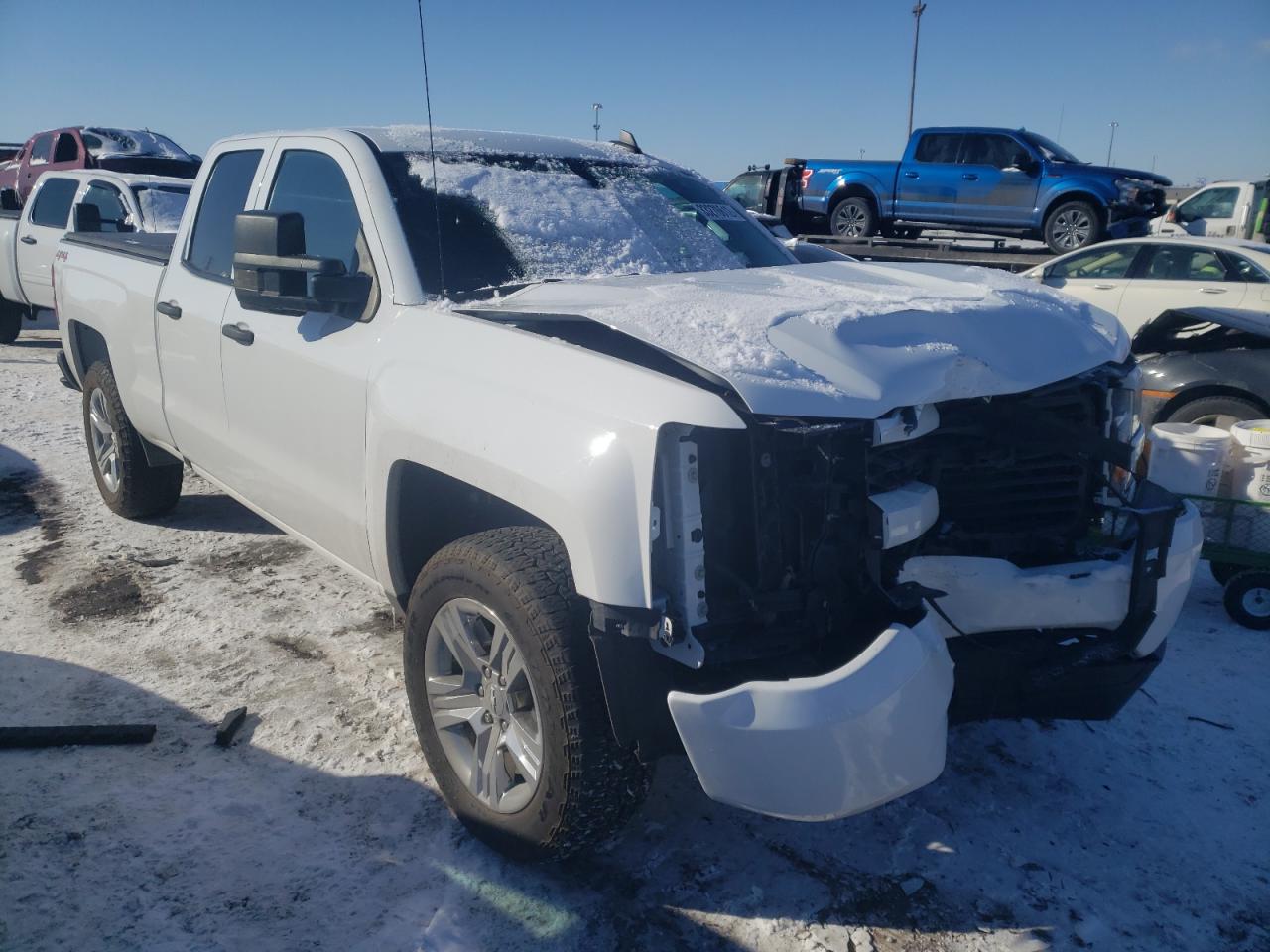CHEVROLET SILVERADO 2018 with VIN 1GCVKPEC8JZ299116 - Photo from auction