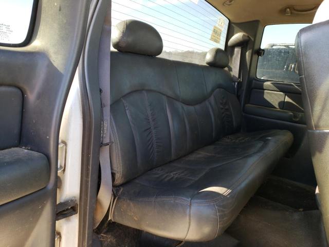 Photo 6 from auction – 2000 CHEVROLET SILVERADO with VIN 2GCEC19T7Y1238847