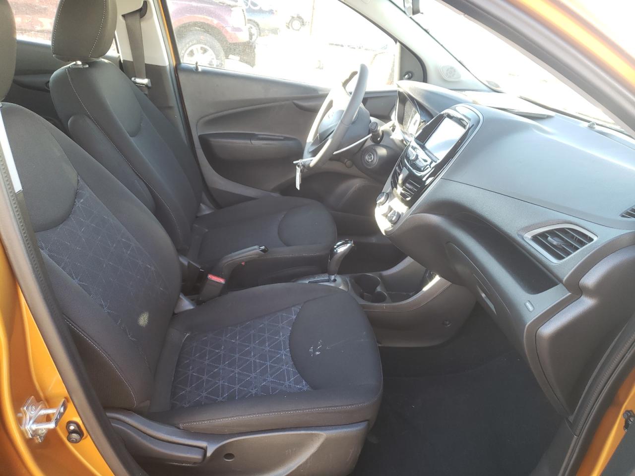 Photo 5 from auction – 2020 CHEVROLET SPARK LS with VIN KL8CB6SA5LC470584