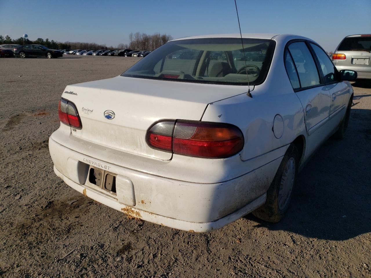 Photo 4 from auction – 2002 CHEVROLET MALIBU with VIN 1G1ND52J22M684888