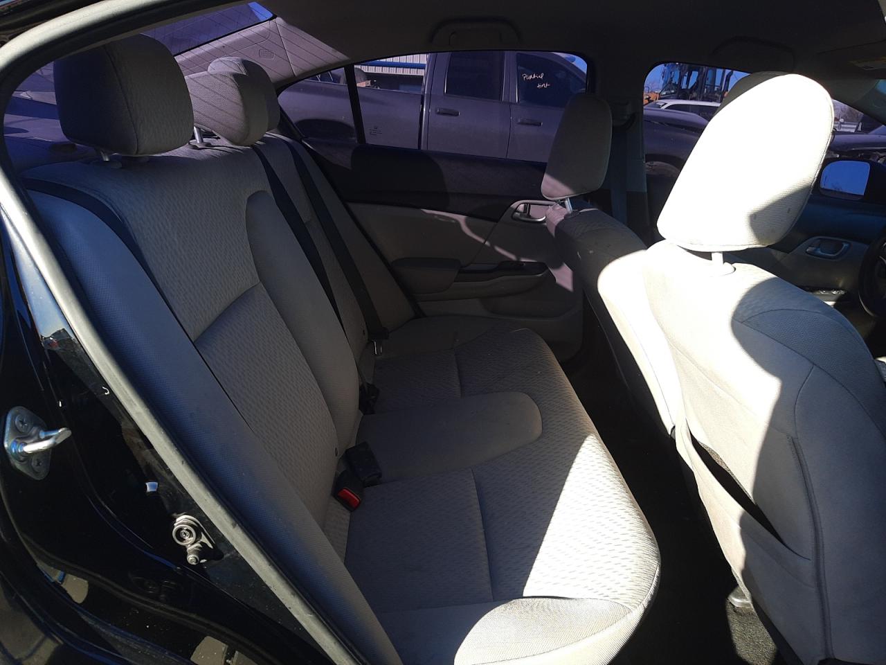 Photo 6 from auction – 2014 HONDA CIVIC LX with VIN 19XFB2F57EE216316
