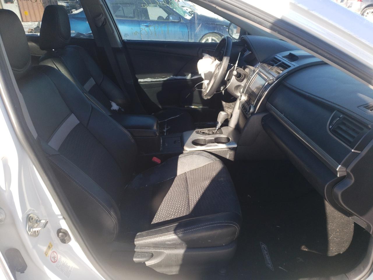 Photo 5 from auction – 2014 TOYOTA CAMRY L with VIN 4T1BF1FK4EU334131