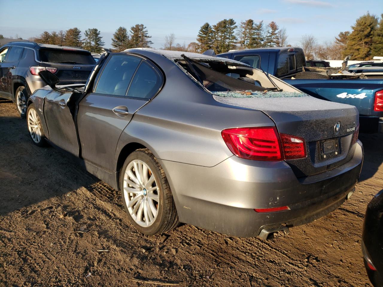 Photo 3 from auction – 2011 BMW 550 XI with VIN WBAFU9C58BC786493