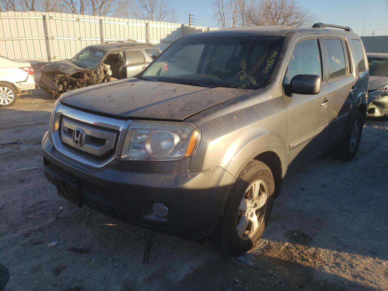 Photo 2 from auction – 2011 HONDA PILOT EXL with VIN 5FNYF4H6XBB056873