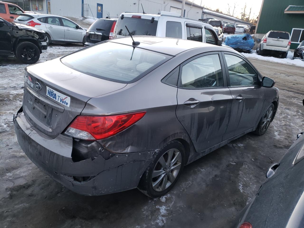 Photo 4 from auction – 2012 HYUNDAI ACCENT GLS with VIN KMHCU4AE5CU084571