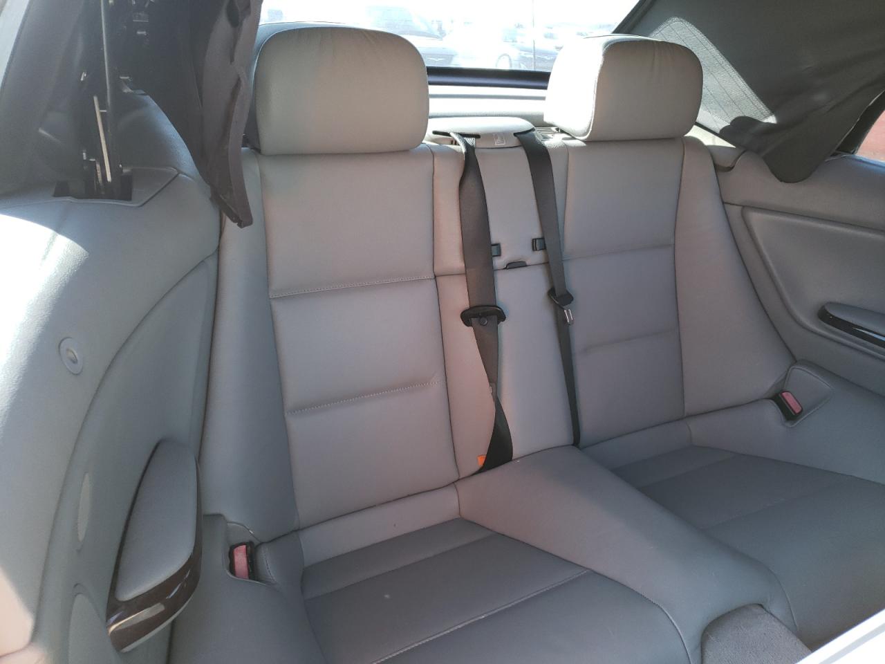 Photo 6 from auction – 2004 BMW 330 CI with VIN WBABW53404PL45865
