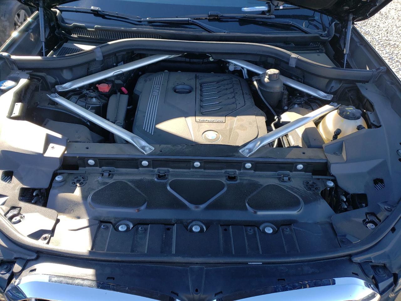 Photo 7 from auction – 2019 BMW X5 XDRIVE4 with VIN 5UXCR6C50KLL40259