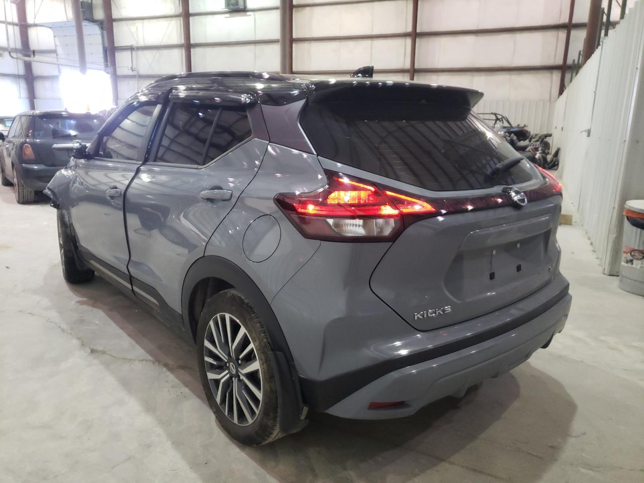 Photo 3 from auction – 2021 NISSAN KICKS SR with VIN 3N1CP5DVXML474075