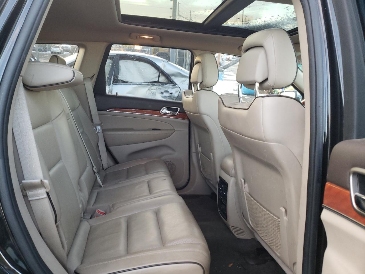 Photo 6 from auction – 2012 JEEP GRAND CHER with VIN 1C4RJFCG8CC123919