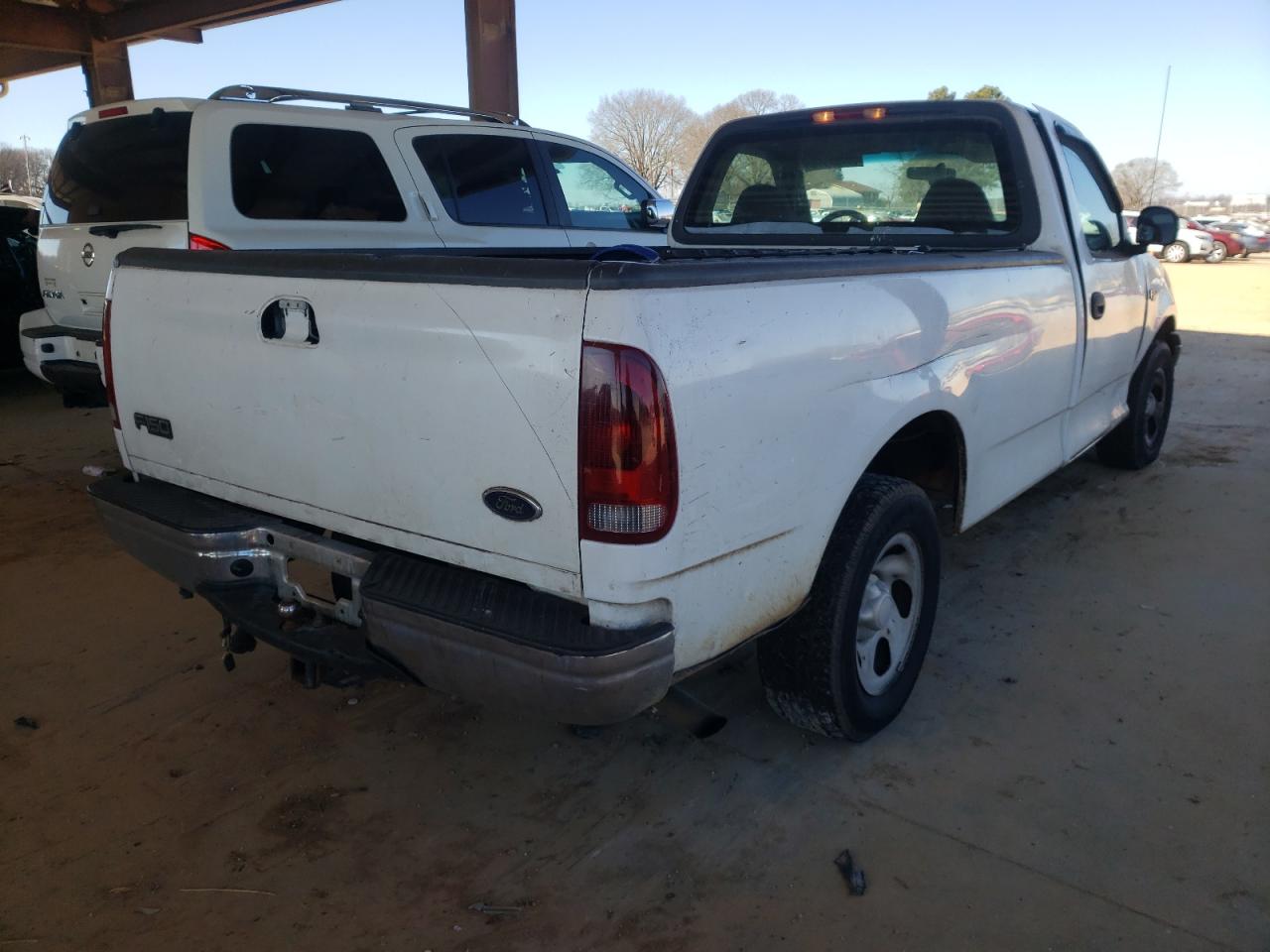 Photo 4 from auction – 2001 FORD F150 with VIN 1FTZF17211NA75460