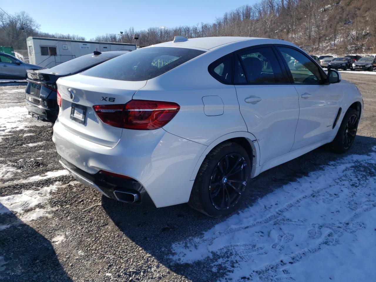 Photo 4 from auction – 2018 BMW X6 XDRIVE3 with VIN 5UXKU2C57J0X51144