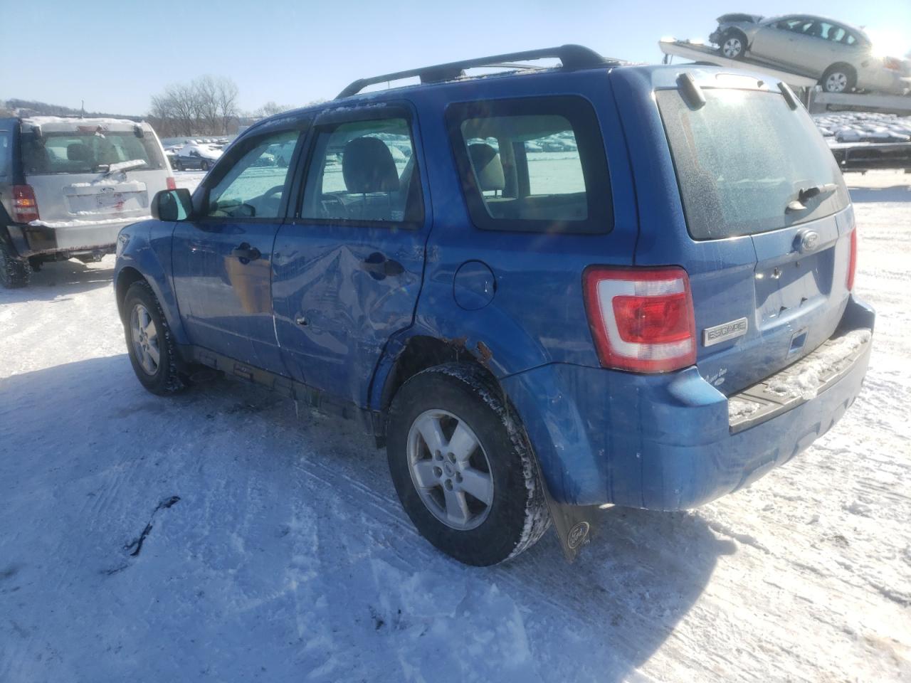 Photo 3 from auction – 2011 FORD ESCAPE XLS with VIN 1FMCU0C71BKA91339