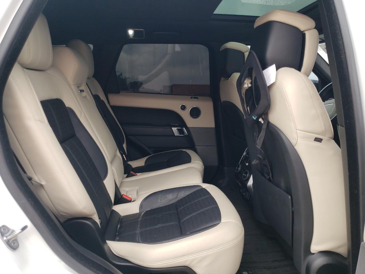 Photo 6 from auction – 2018 LAND ROVER RANGE ROVE with VIN SALWV2SV2JA401599