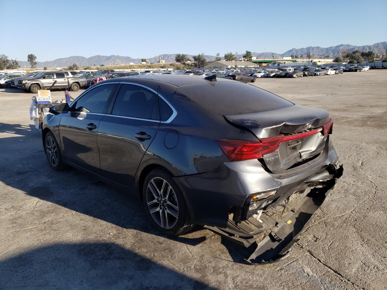 Photo 3 from auction – 2019 KIA FORTE EX with VIN 3KPF54AD2KE036190