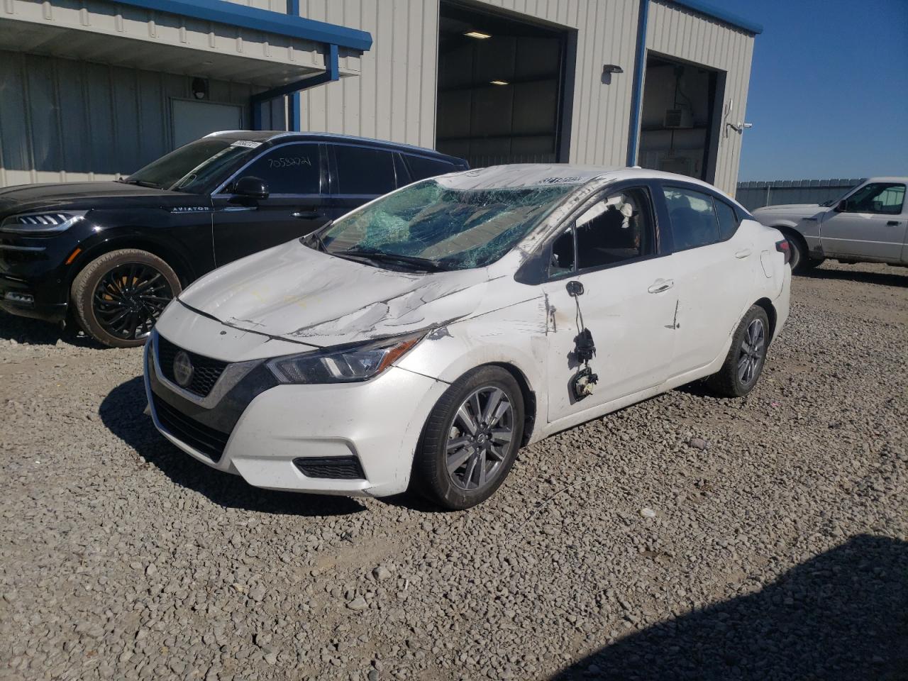 Photo 2 from auction – 2020 NISSAN VERSA SV with VIN 3N1CN8EV2LL804201