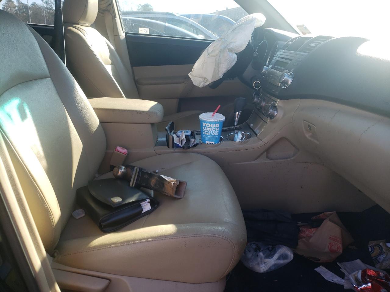 Photo 5 from auction – 2012 TOYOTA HIGHLANDER with VIN 5TDZA3EH5CS025739