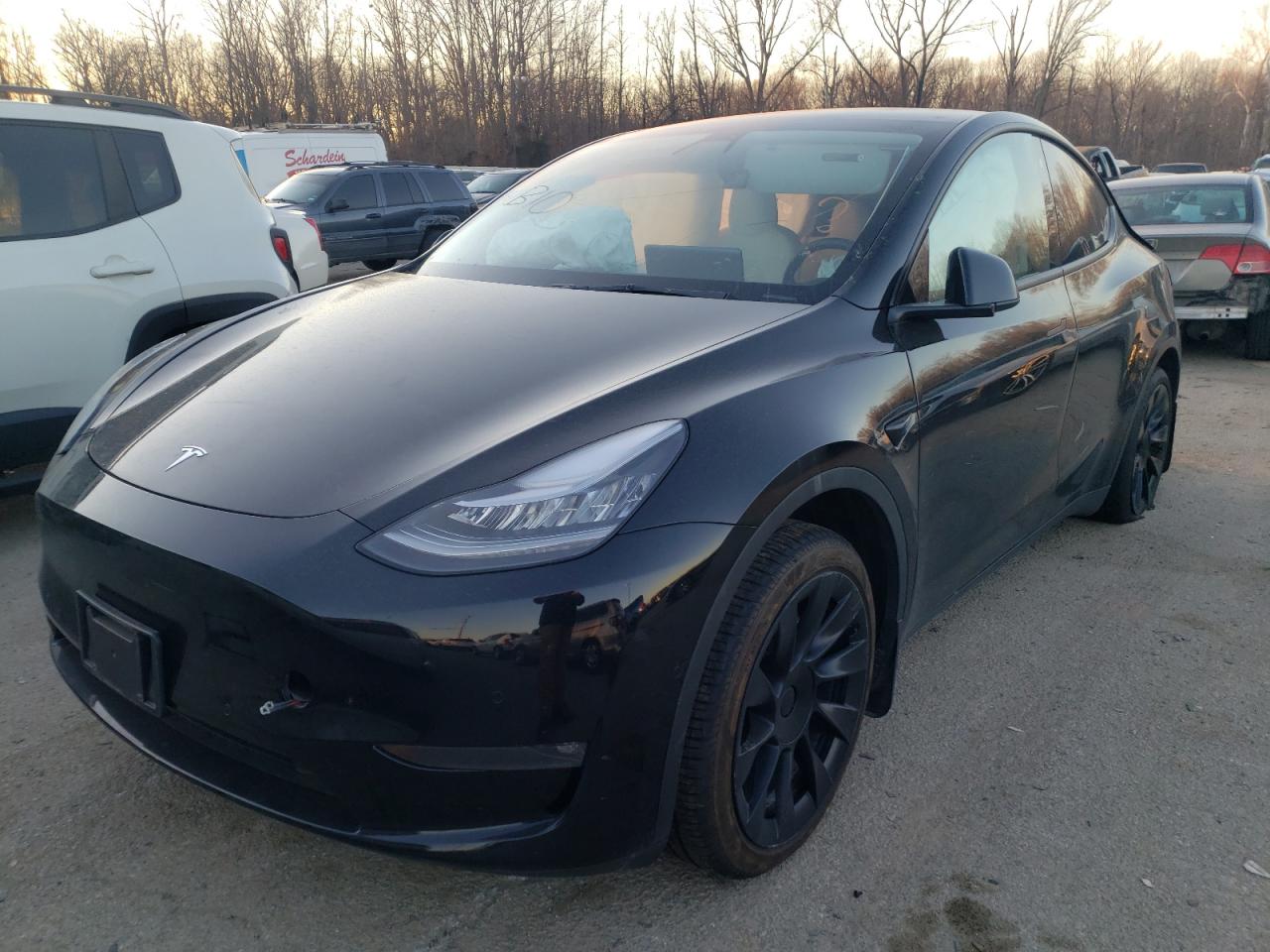 Photo 2 from auction – 2021 TESLA MODEL Y with VIN 5YJYGDEE1MF195897
