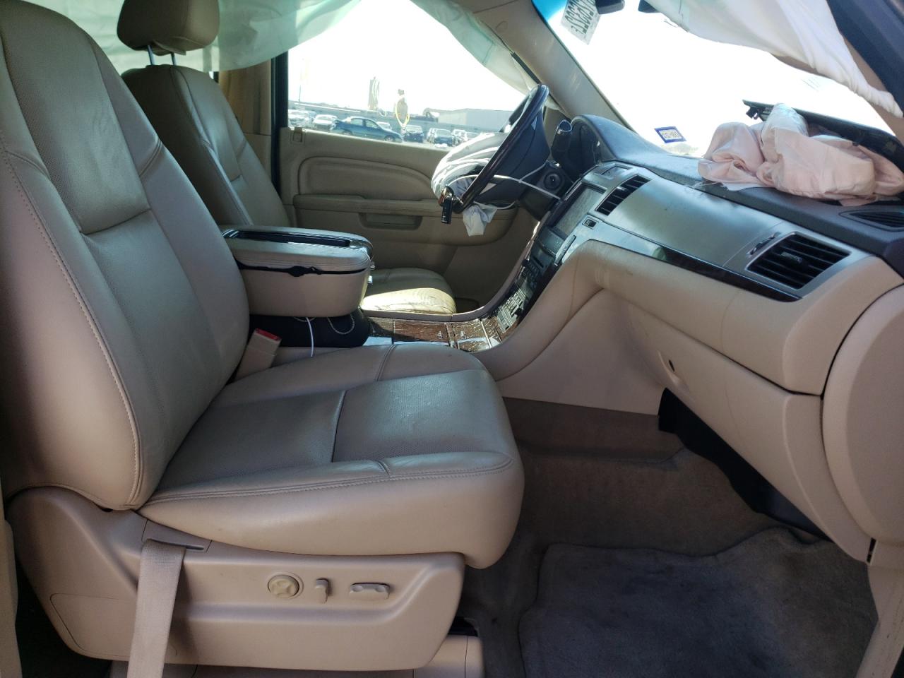 Photo 5 from auction – 2012 CADILLAC ESCALADE E with VIN 1GYS3JEF8CR282840