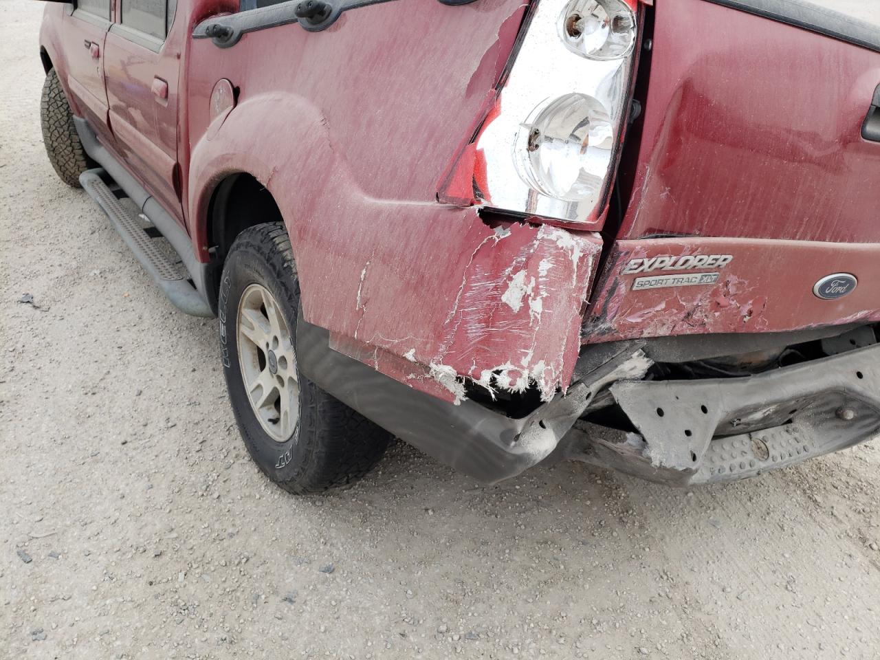 Photo 9 from auction – 2005 FORD EXPLORER S with VIN 1FMZU67K95UB81472