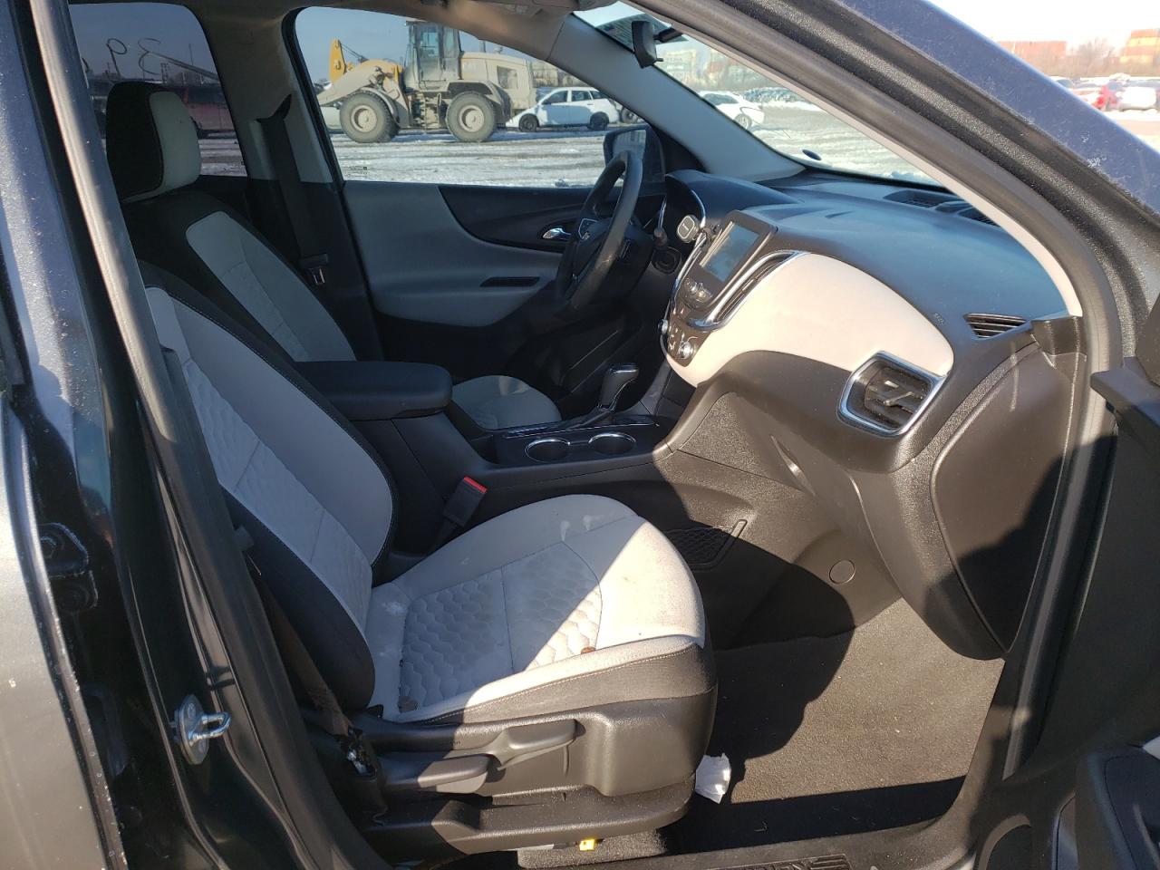 Photo 5 from auction – 2018 CHEVROLET EQUINOX LS with VIN 2GNAXHEV0J6317747