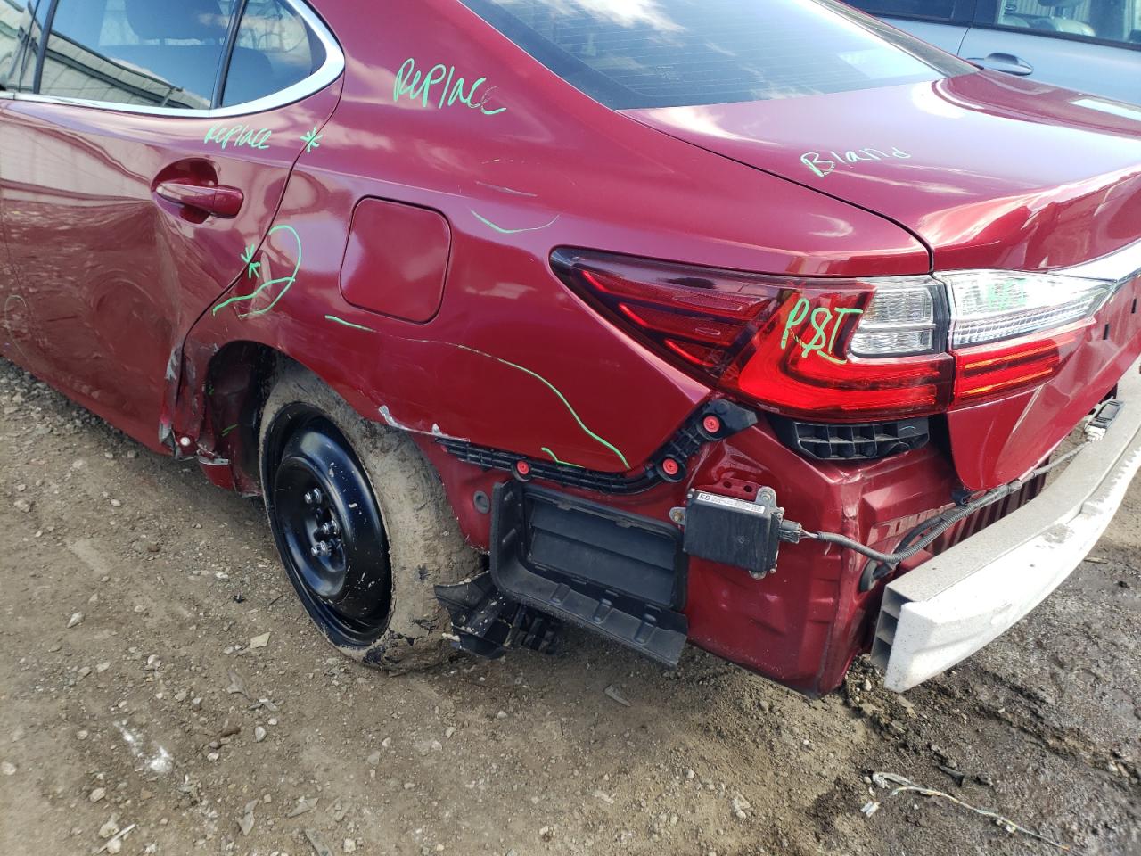 Photo 9 from auction – 2016 LEXUS ES 350 with VIN JTHBK1GG6G2235818