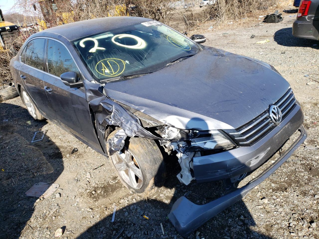 VOLKSWAGEN PASSAT SE 2014 with VIN 1VWBP7A35EC006885 - Photo from auction