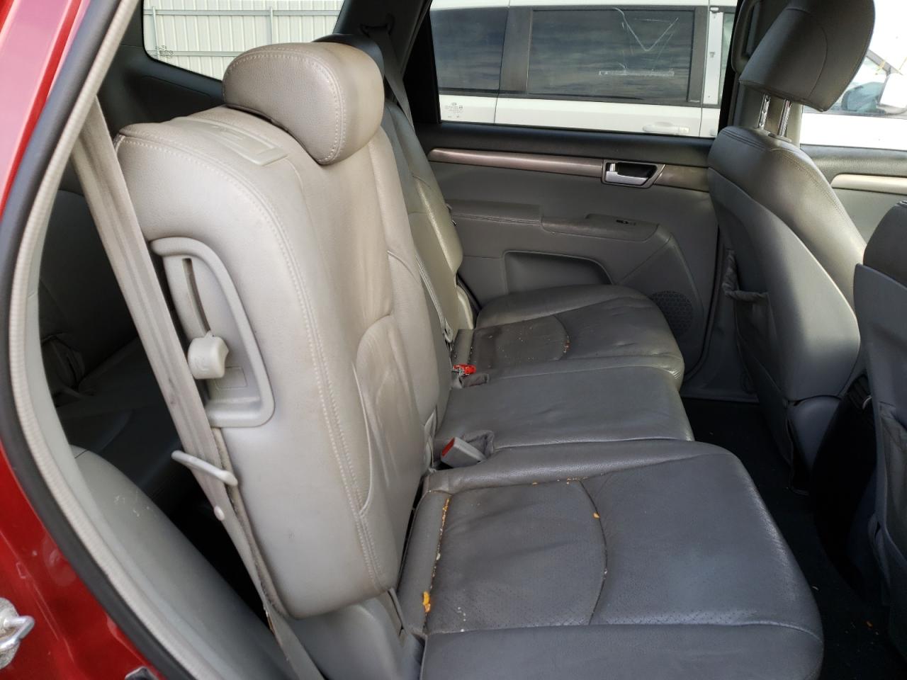 Photo 6 from auction – 2008 KIA BORREGO LX with VIN KNDJH741585008554