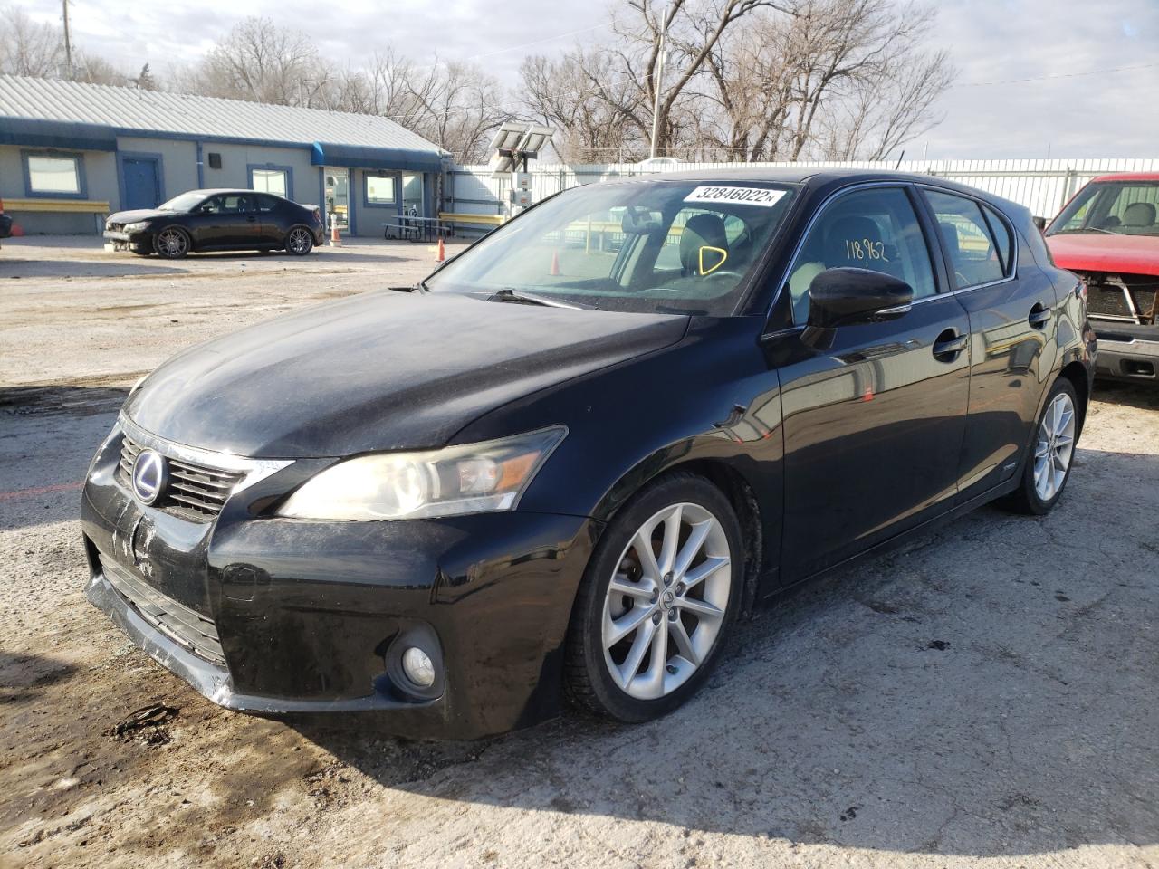 Photo 2 from auction – 2012 LEXUS CT 200 with VIN JTHKD5BH5C2121868