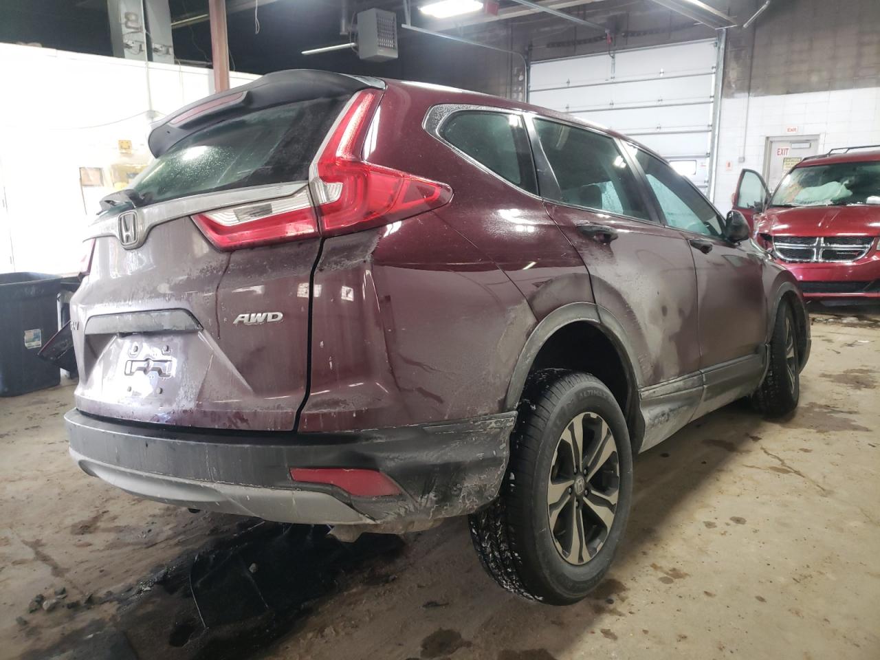 Photo 4 from auction – 2019 HONDA CR-V with VIN 2HKRW6H37KH210074