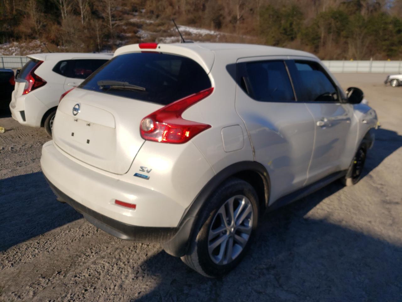 Photo 4 from auction – 2013 NISSAN JUKE S with VIN JN8AF5MR5DT221577