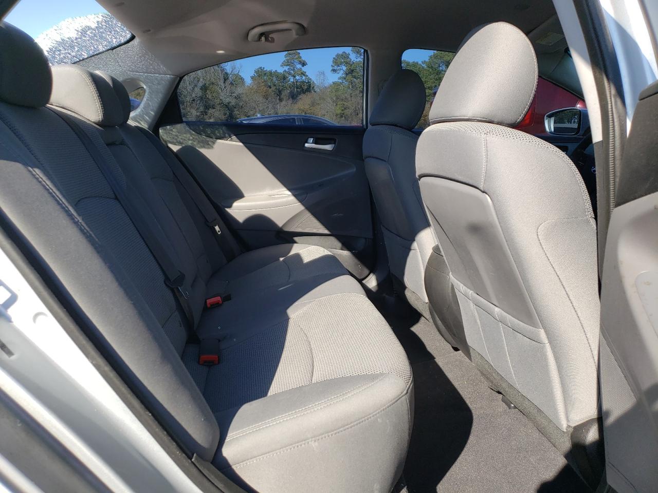 Photo 6 from auction – 2013 HYUNDAI SONATA GLS with VIN 5NPEB4AC5DH742371