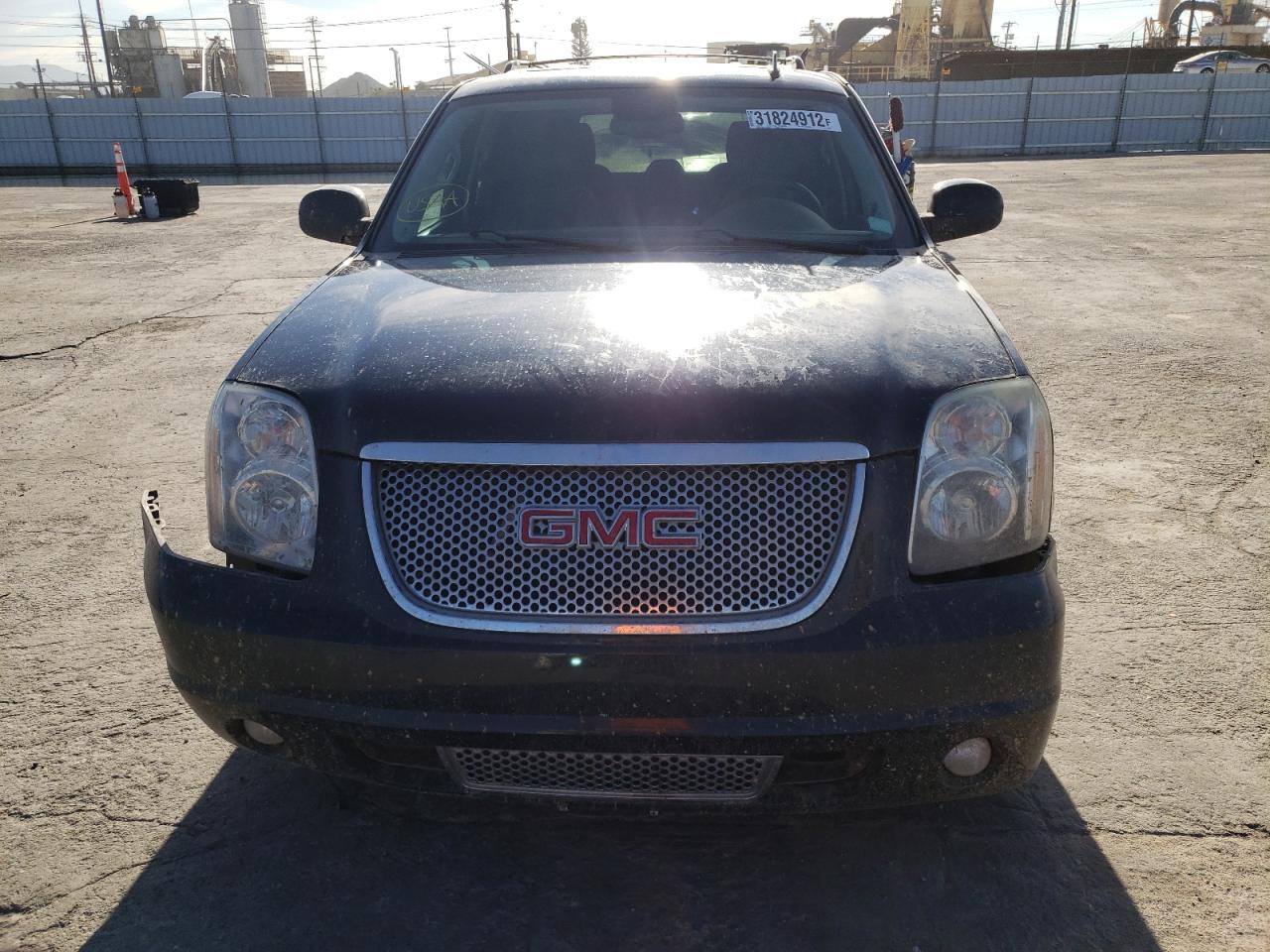 Photo 9 from auction – 2011 GMC YUKON DENA with VIN 1GKS2EEFXBR378519