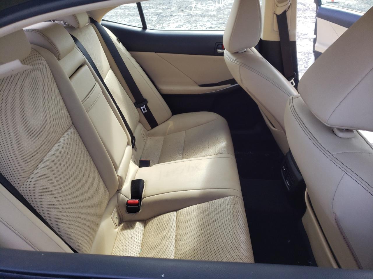 Photo 6 from auction – 2015 LEXUS IS 250 with VIN JTHBF1D21F5077530