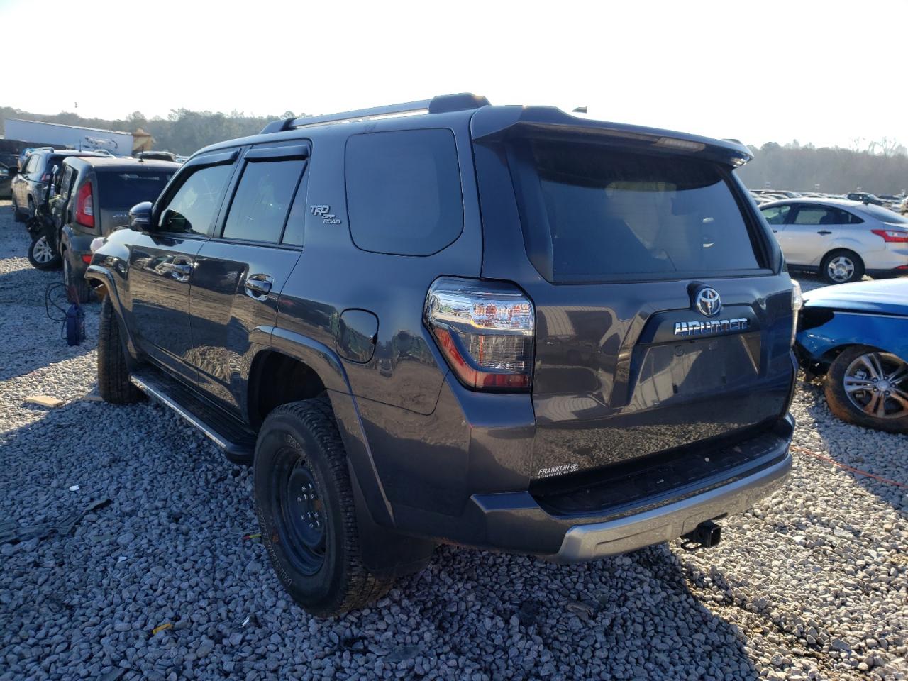 Photo 3 from auction – 2018 TOYOTA 4RUNNER SR with VIN JTEBU5JR6J5593368