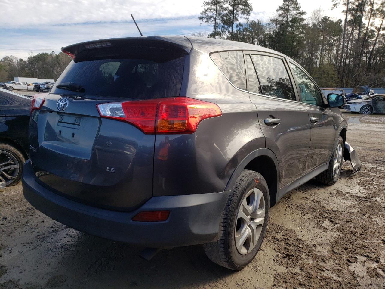 Photo 4 from auction – 2014 TOYOTA RAV4 LE with VIN 2T3ZFREV4EW100149
