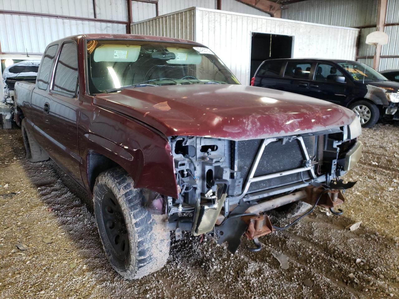 CHEVROLET SILVERADO 2003 with VIN 2GCEC19T131201334 - Photo from auction