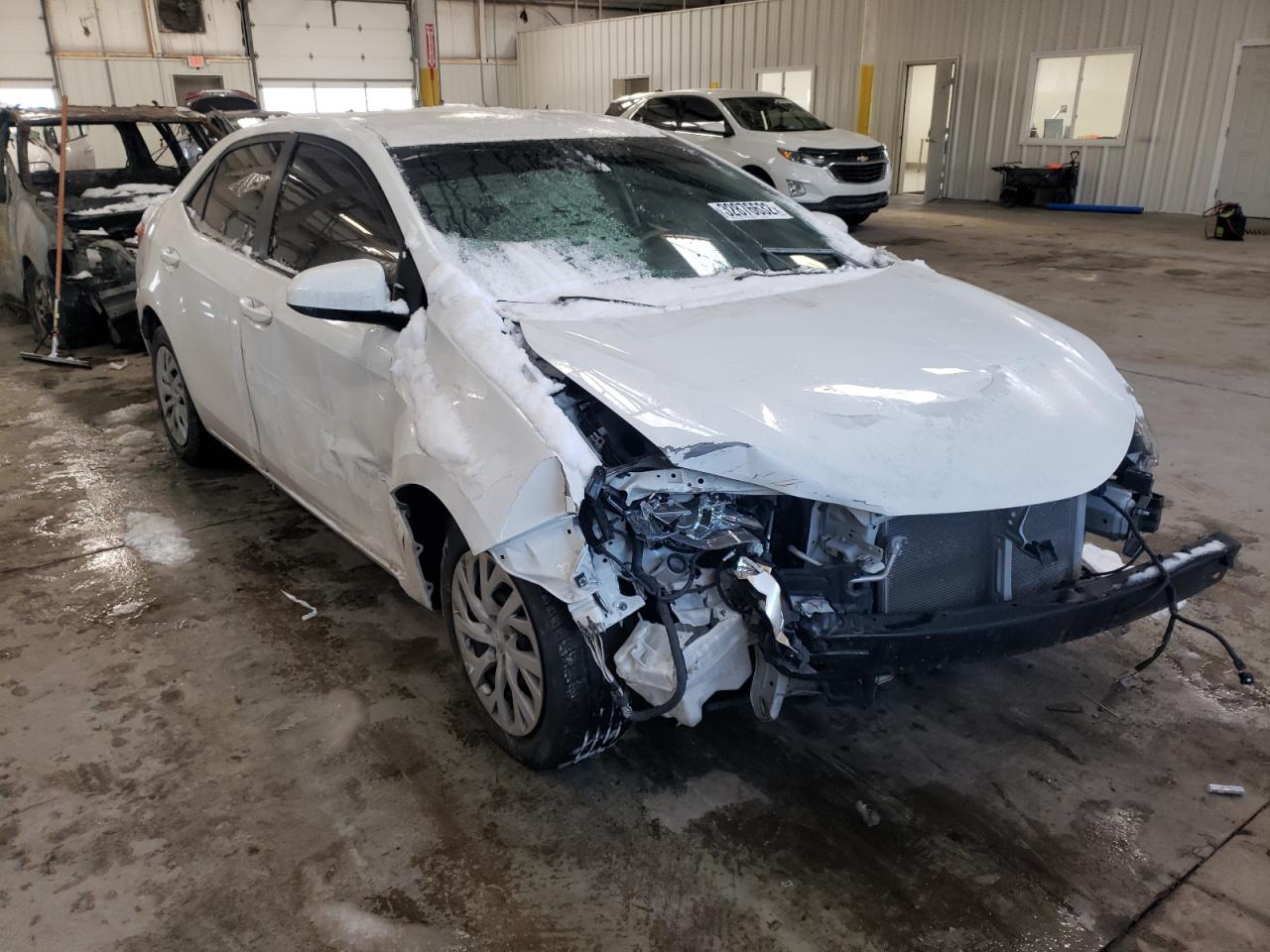TOYOTA COROLLA L 2018 with VIN 5YFBURHE5JP830806 - Photo from auction
